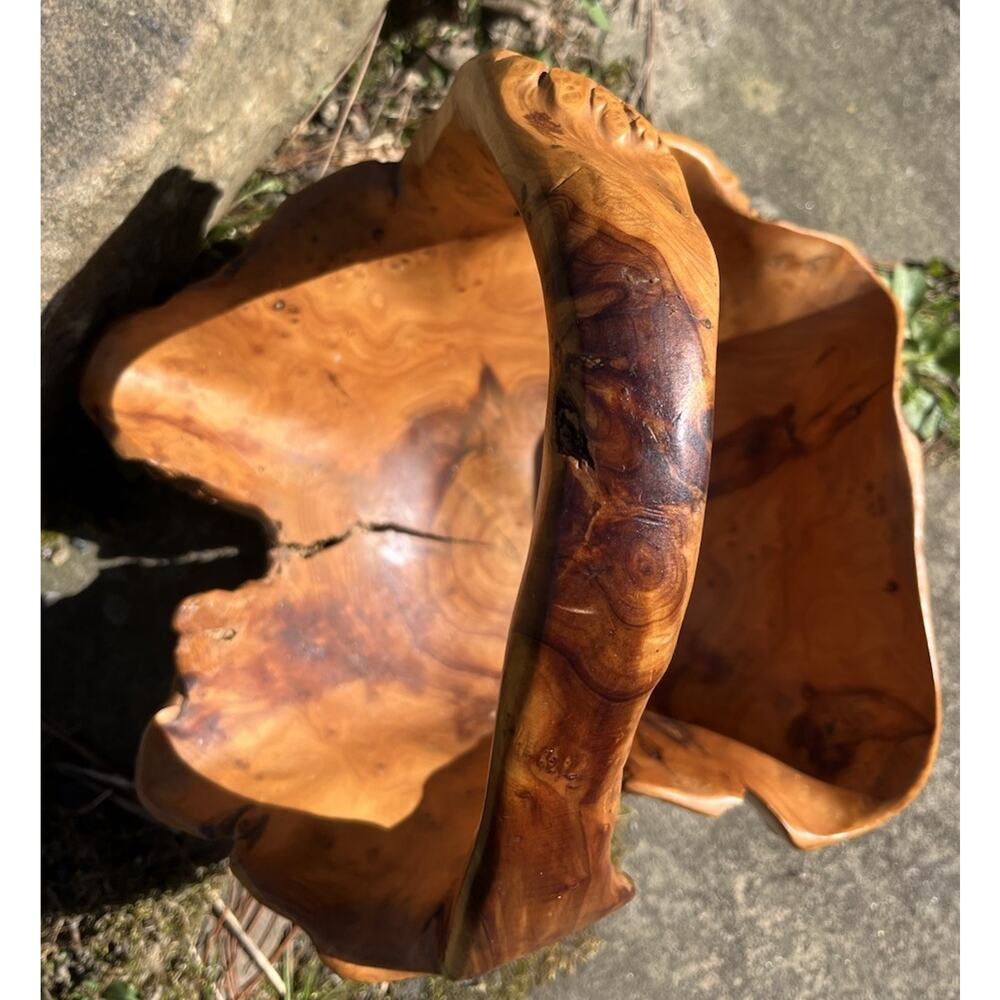 Vintage Burlwood Hand Carved Basket/Bowl with Handle - Picture 6 of 12